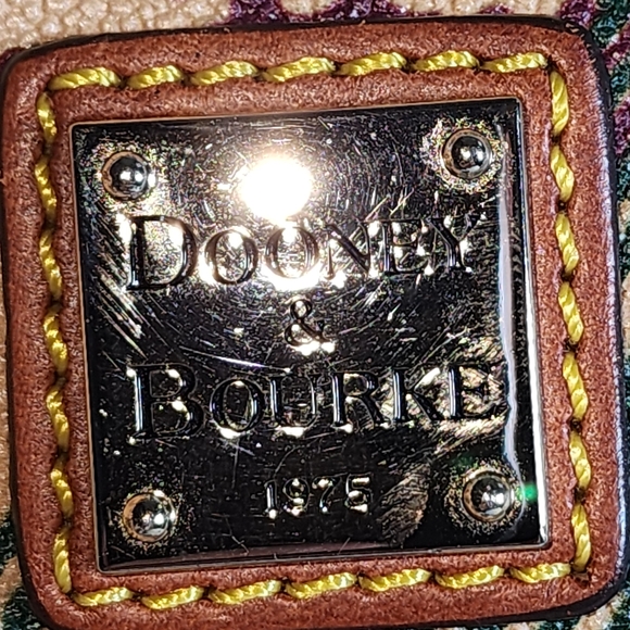 Dooney & Bourke Plaid Shoulder Bag in Cream and Green - Picture 4 of 7